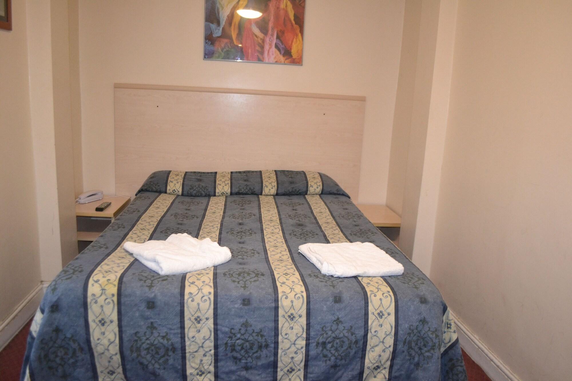 The House On Warwick Hotel London Bagian luar foto